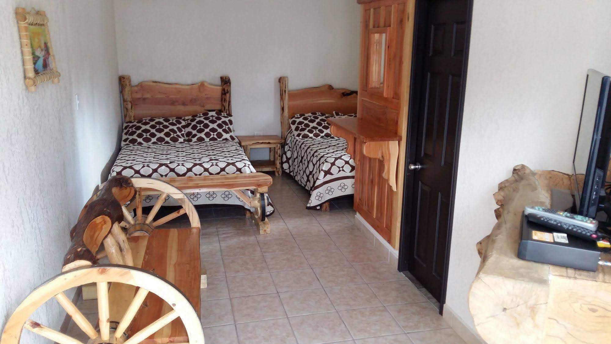 Cabanas Taramuri Creel Exterior foto